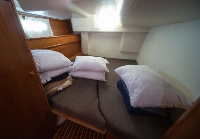 Jeanneau 54