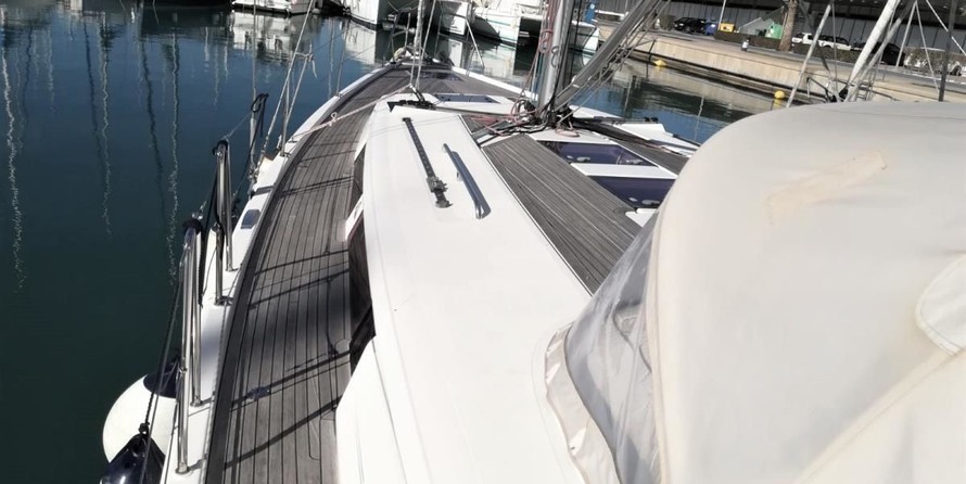 Hanse 445