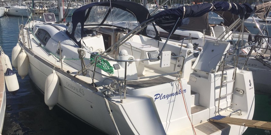 Beneteau Oceanis 43