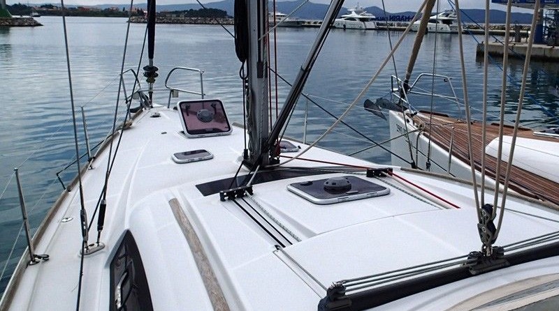 Beneteau Oceanis 43