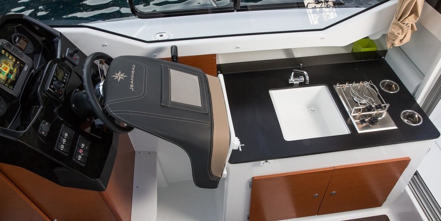 Jeanneau Merry Fisher 795