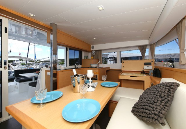 Lagoon 39