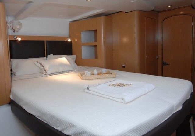Fountaine Pajot Orana 44