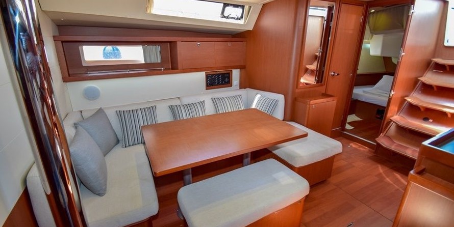 Beneteau Oceanis 45