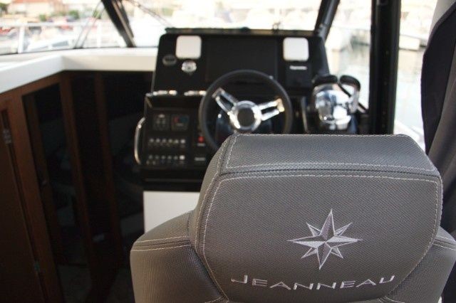 Jeanneau Merry Fisher 1095