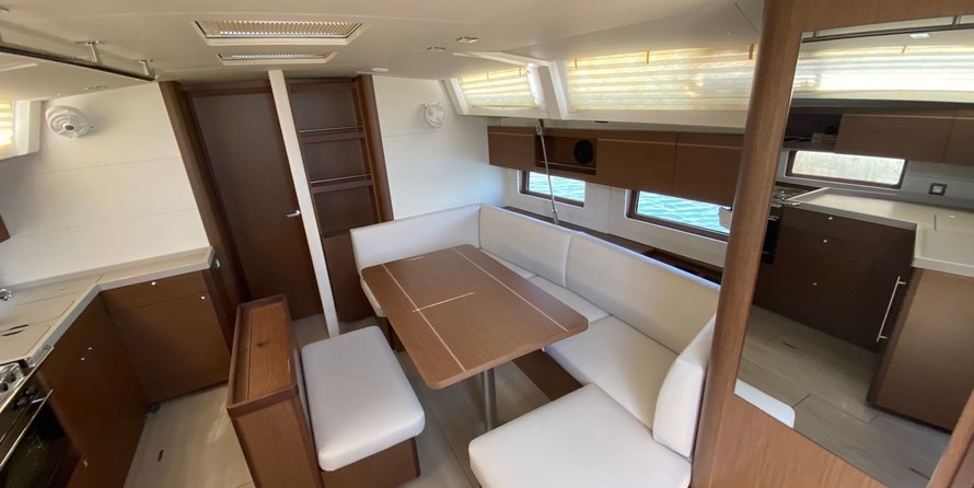 Beneteau Oceanis 46