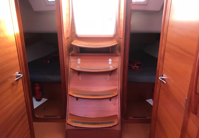 Dufour 382