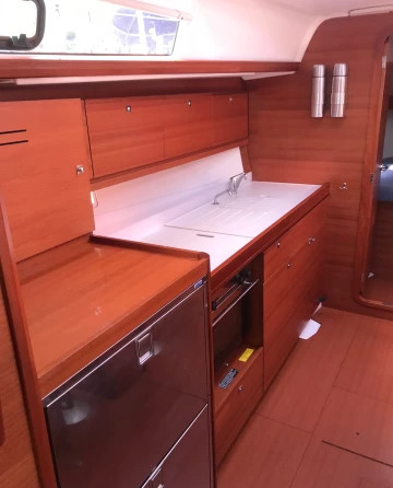 Dufour 382