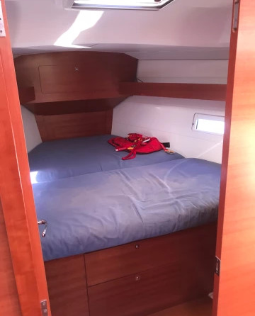 Dufour 382