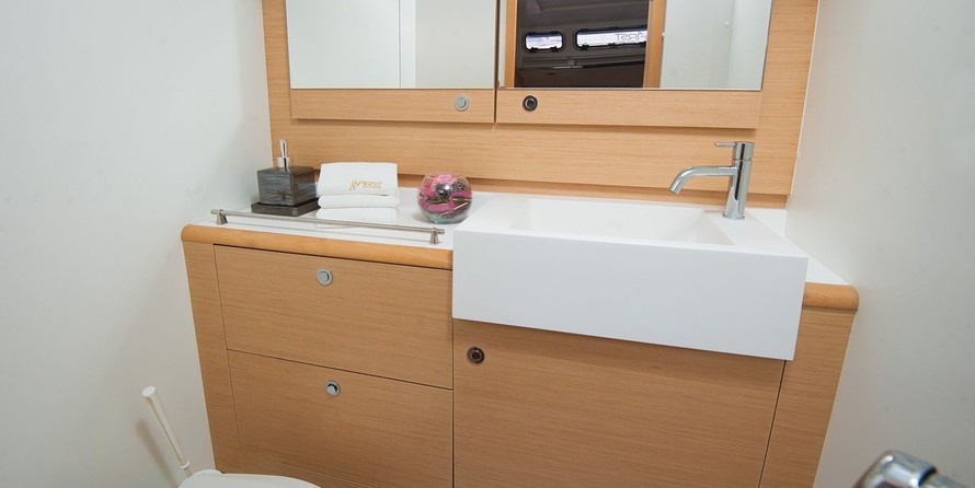 Beneteau First 45