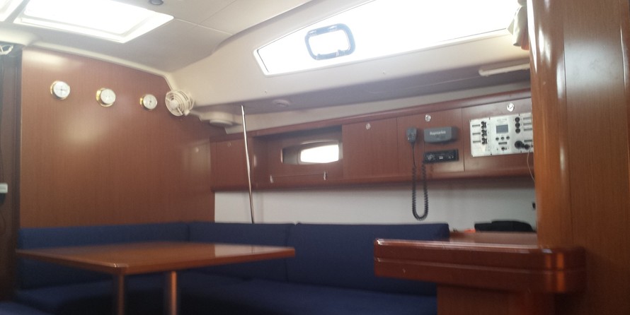 Beneteau Oceanis 43