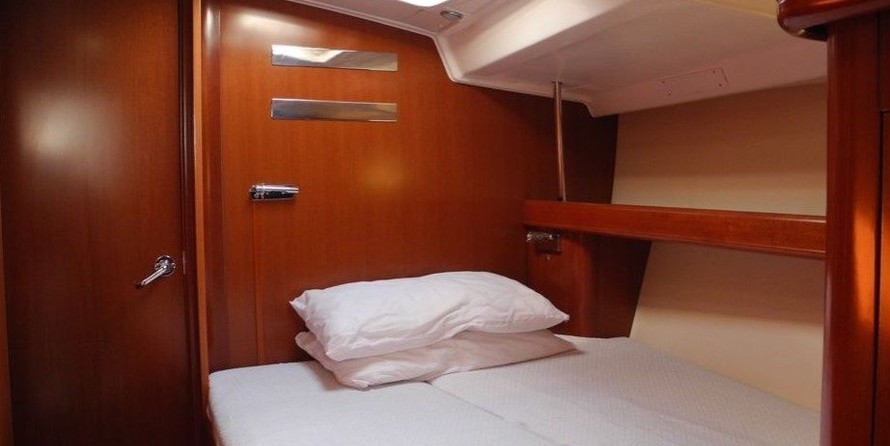 Beneteau Oceanis 523