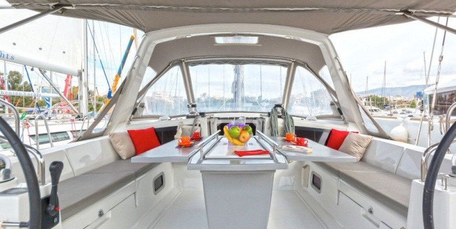 Beneteau Oceanis 48
