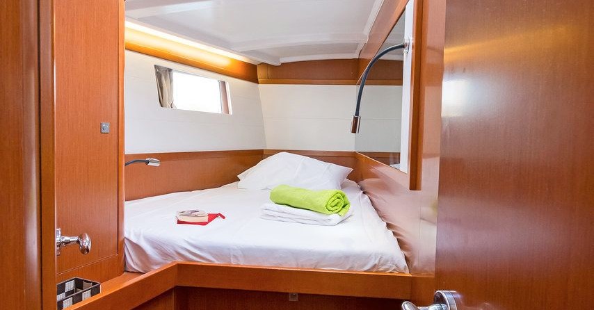 Beneteau Oceanis 48