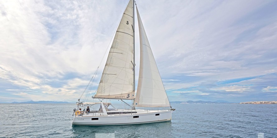 Beneteau Oceanis 48
