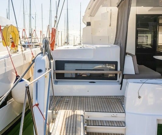 Lagoon 50