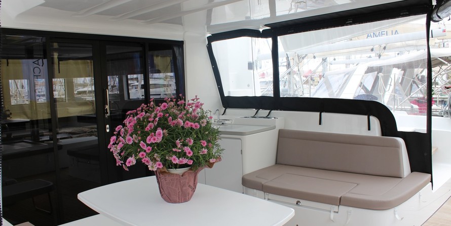 Lagoon 50