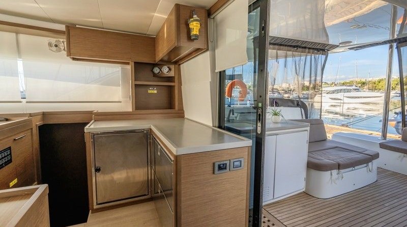Lagoon 50