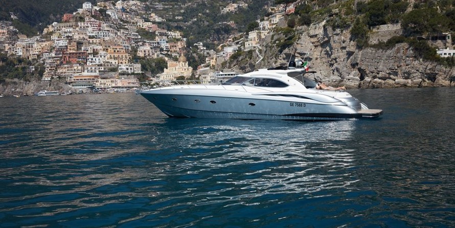 Sunseeker Predator 60