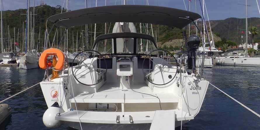 Dufour 410