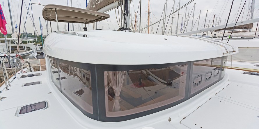 Lagoon 39