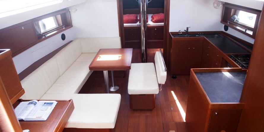 Beneteau Oceanis 48