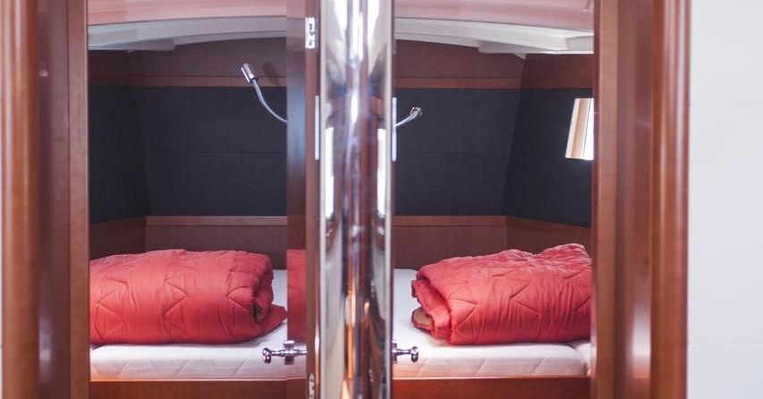 Beneteau Oceanis 48