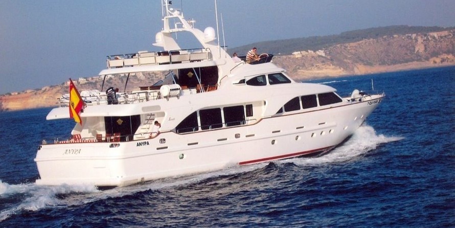Benetti 100