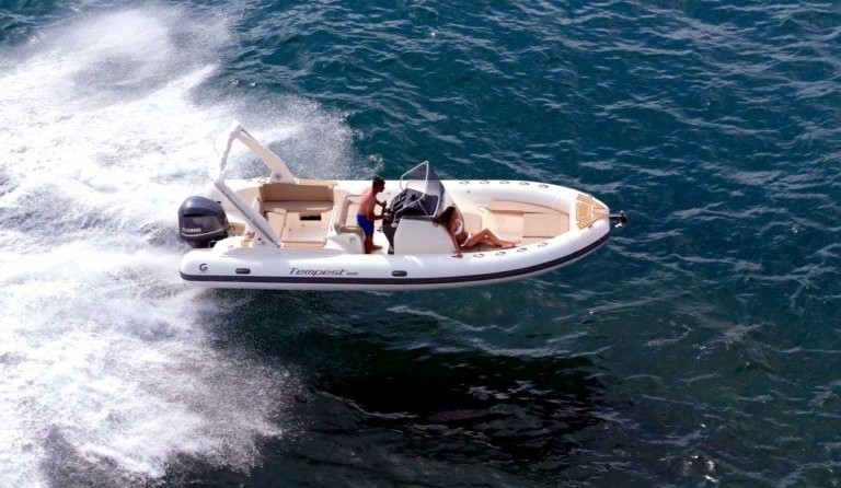 Tempest 800