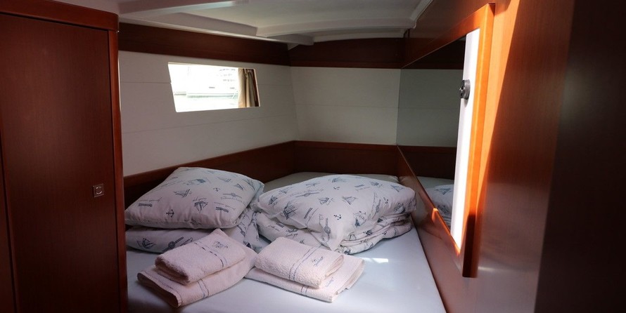 Beneteau Oceanis 48
