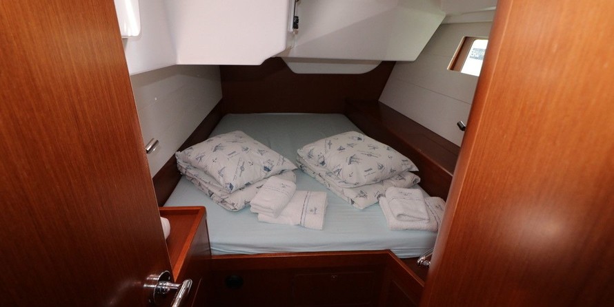 Beneteau Oceanis 48
