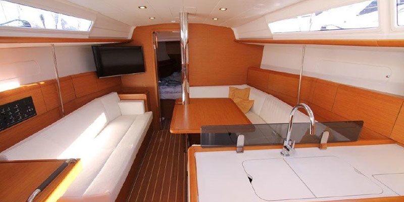 Jeanneau Sun Odyssey 379
