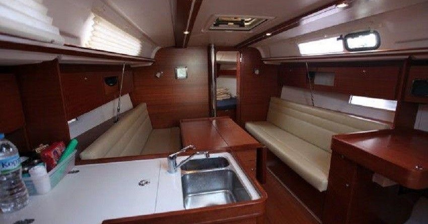 Dufour 335 GL