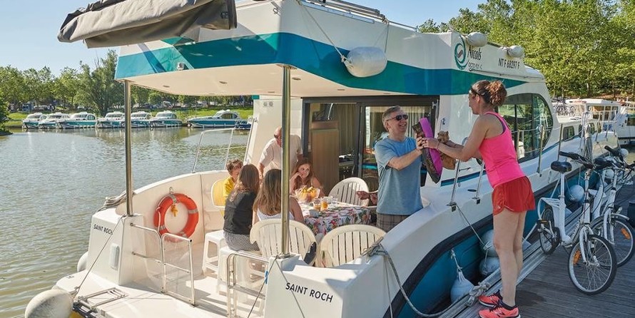 Cantieri estensi goldstar 560 c fly