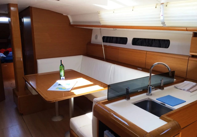 Jeanneau Sun Odyssey 439