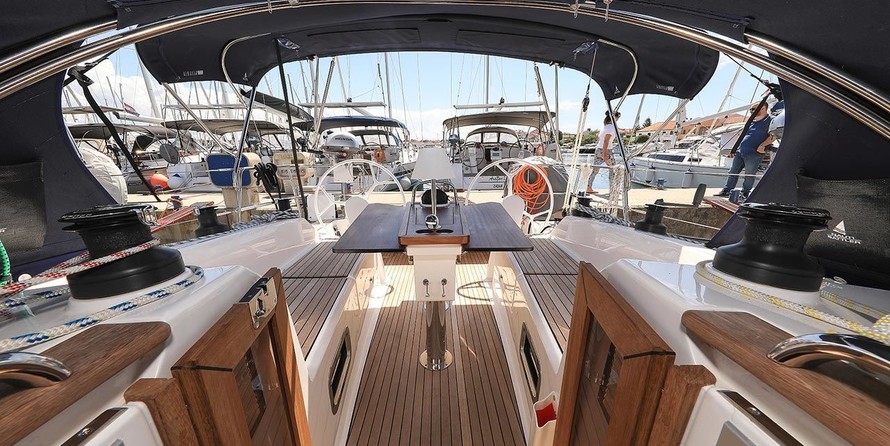 Bavaria CRUISER 34