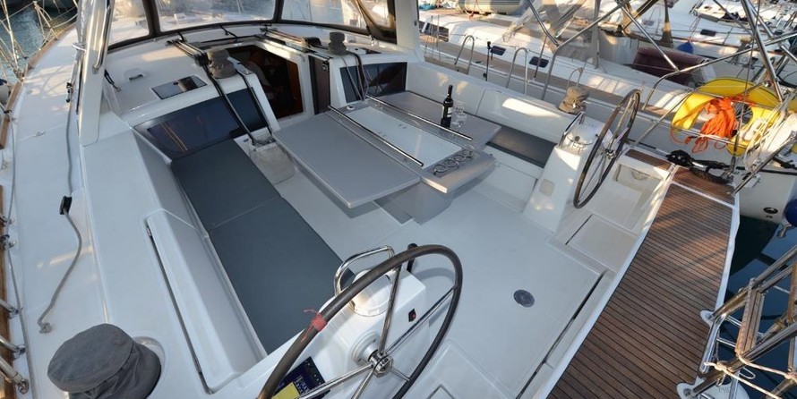 Beneteau Oceanis 48