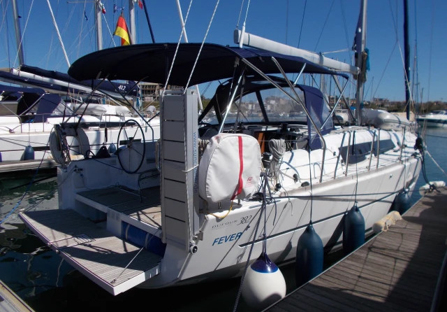 Dufour 382