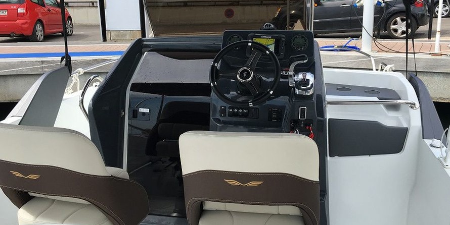Beneteau Flyer 6.6 SUNdeck