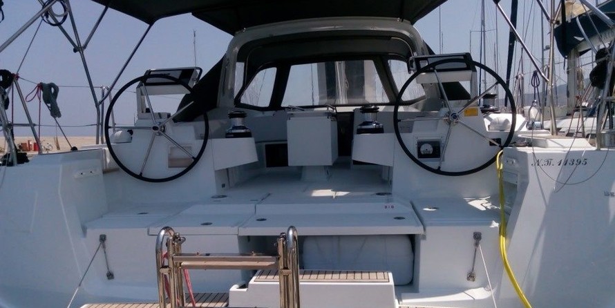 Beneteau Oceanis 55