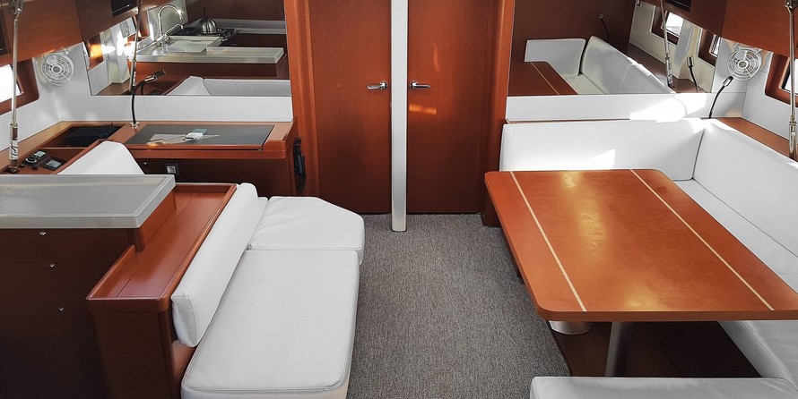 Beneteau Oceanis 51.1