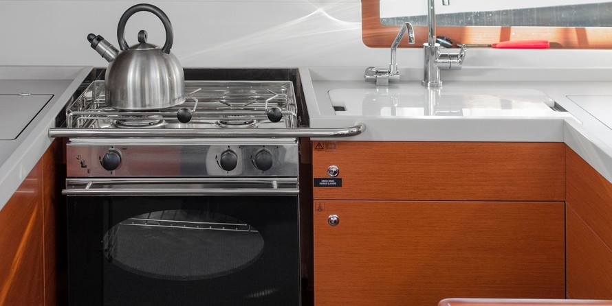 Beneteau Oceanis 51.1