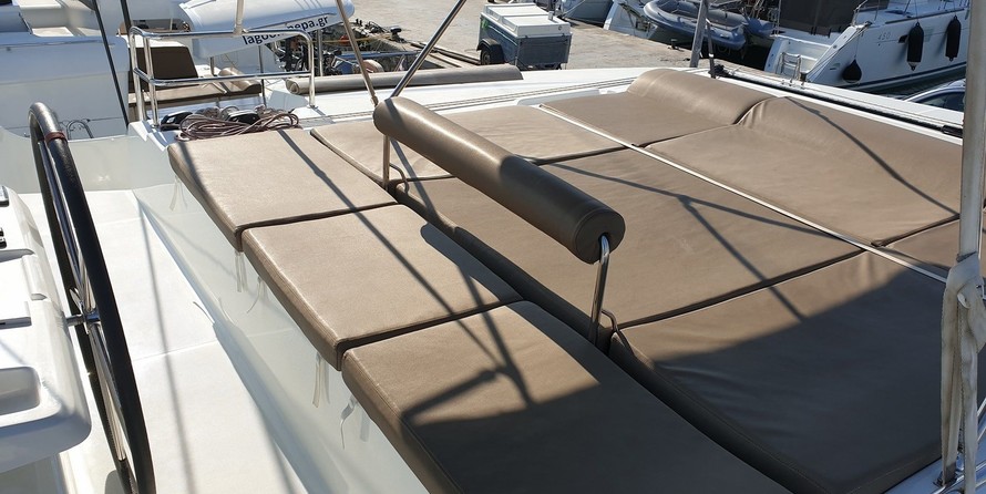 Lagoon 50