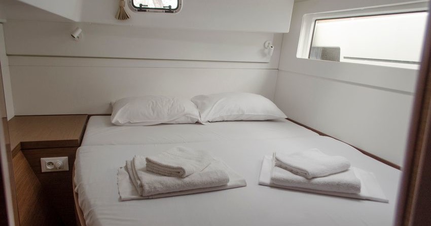 Lagoon 40