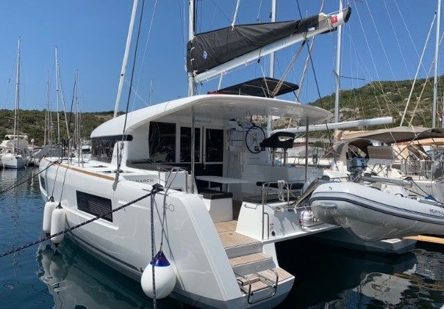 Lagoon 40