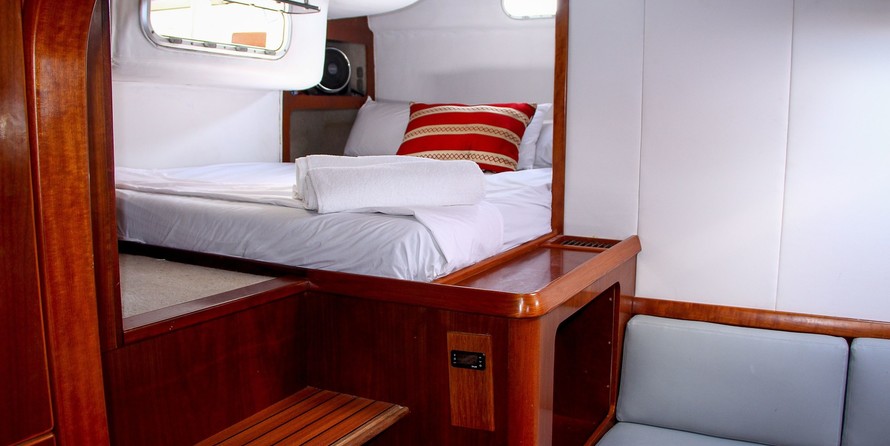 Fountaine Pajot Marquise 56