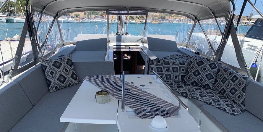 Beneteau Oceanis 51.1