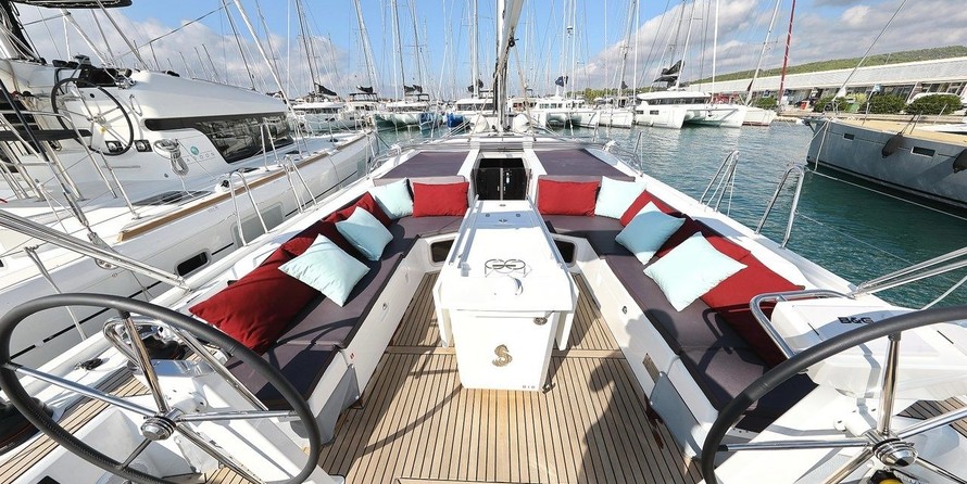 Beneteau Oceanis 51.1