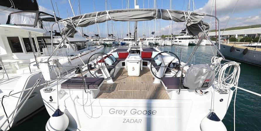 Beneteau Oceanis 51.1