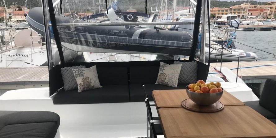 Lagoon 50